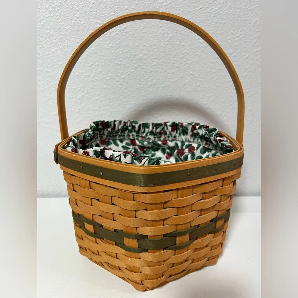 Vintage 1997 Longaberger Snowflake Basket with Fabric Liner - Picture 4 of 8